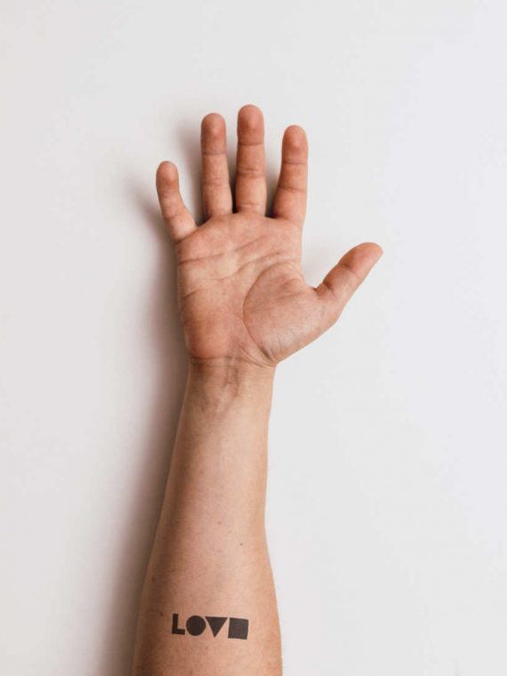 tatuaje love amor